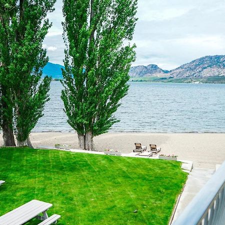 Poplars Motel On The Lake Osoyoos Dış mekan fotoğraf